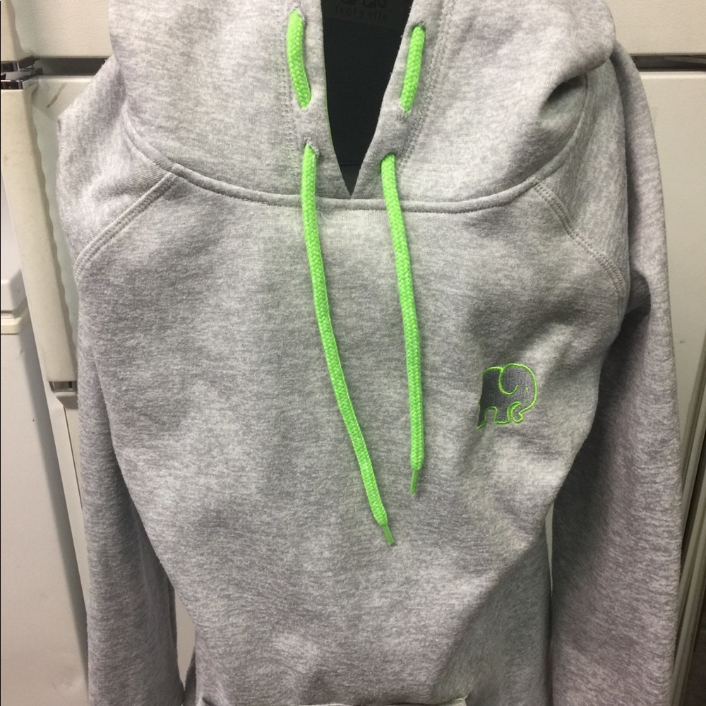 Ivory Ella pullover
